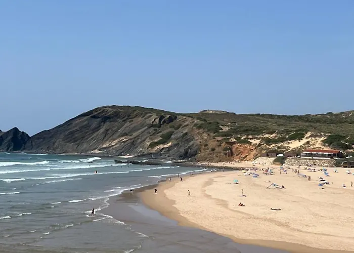 Superbe A Proximite De La De Monte Clerigo Apartament